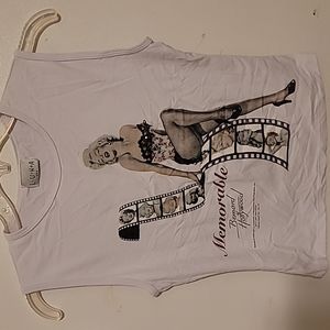 Women's Top w/Marilyn Monroe picture  - Medium  - Sleeveless  - White